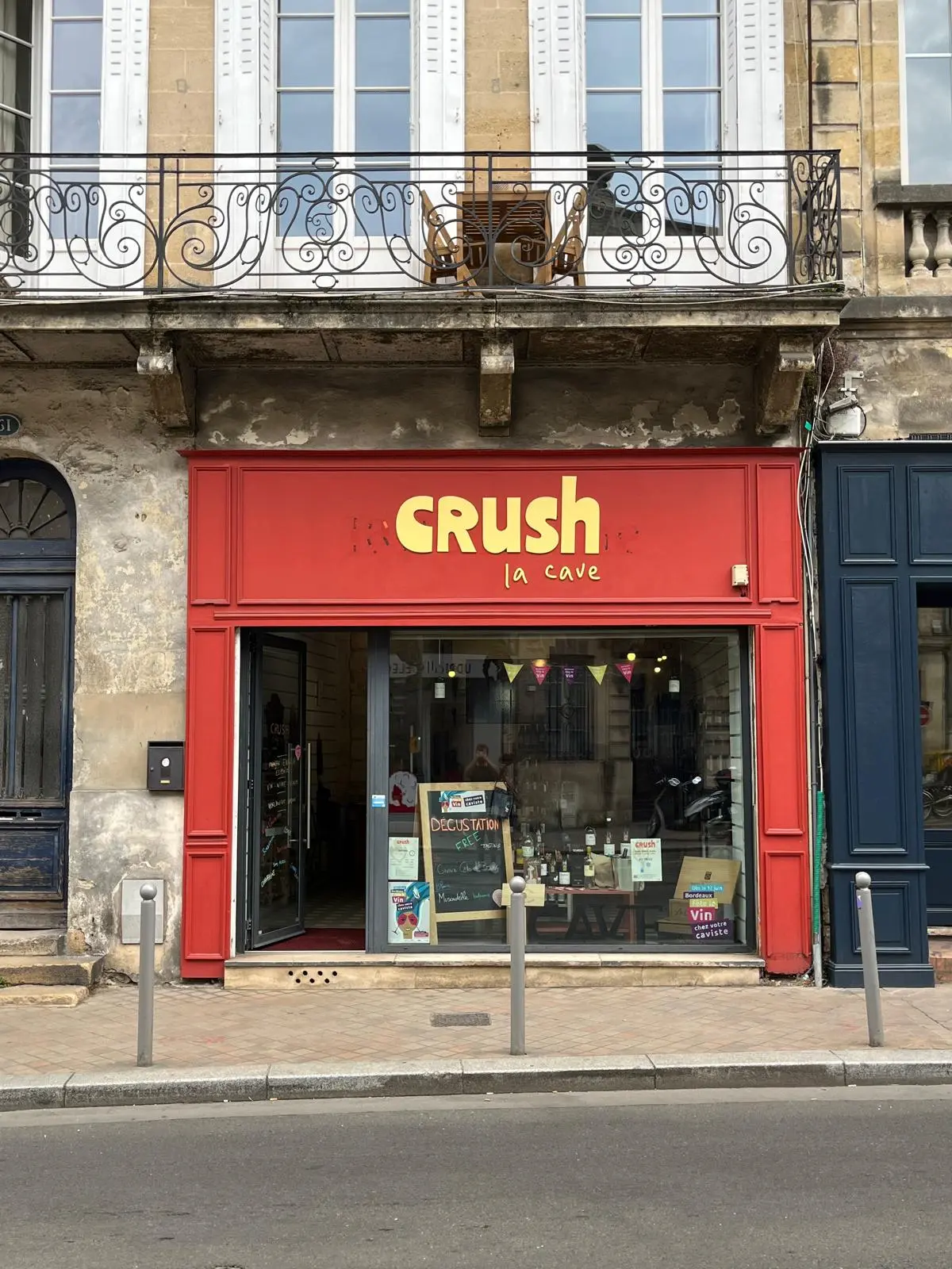 Façade crush